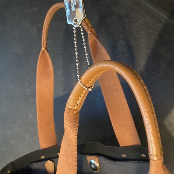 Coach Brown Leather Shoulder Bag - Picture 10 of 11